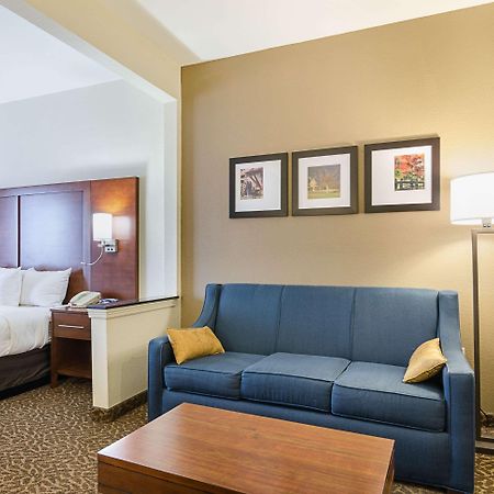 Quality Suites Springdale West I-49 Ngoại thất bức ảnh