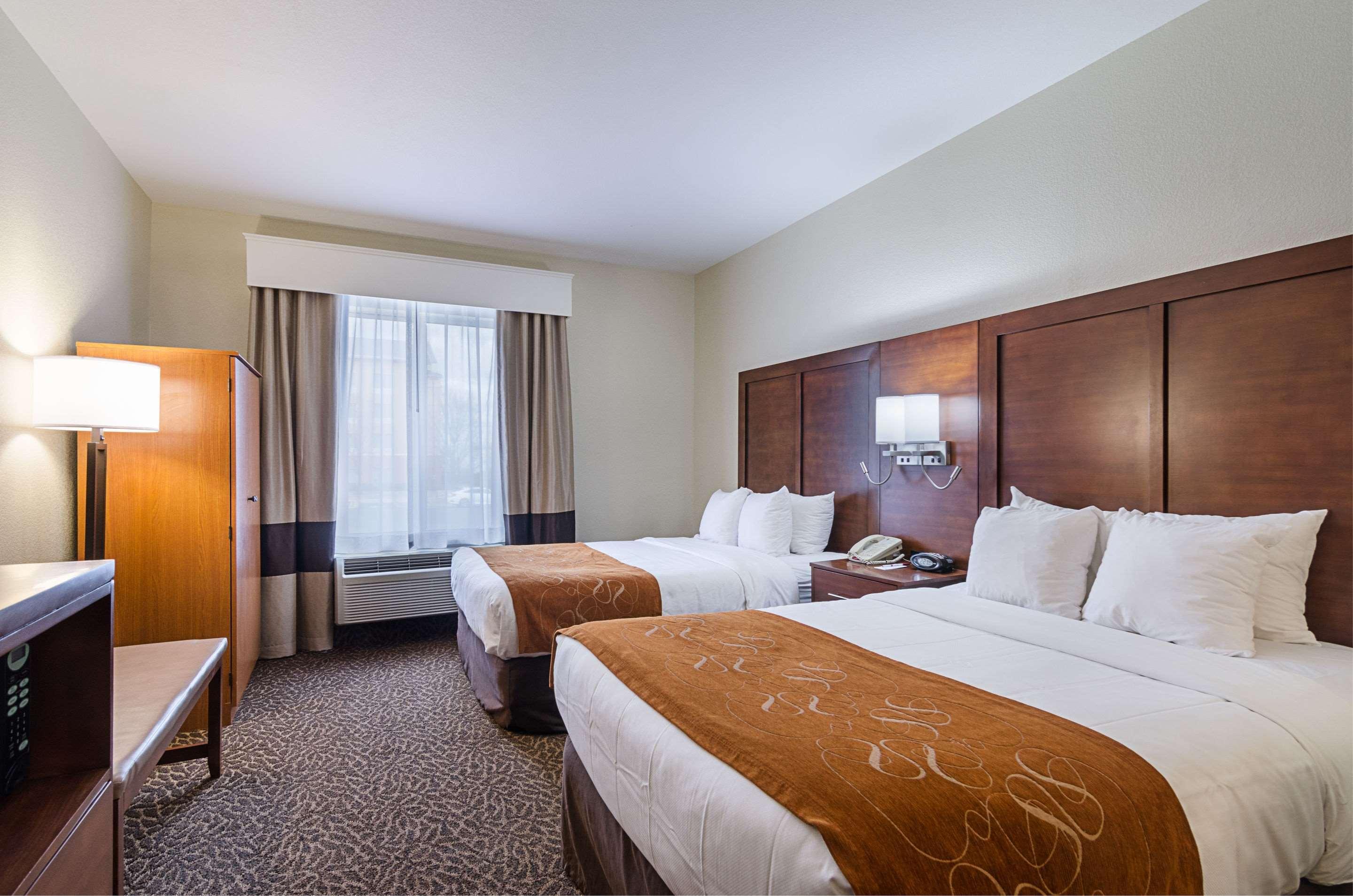 Quality Suites Springdale West I-49 Ngoại thất bức ảnh