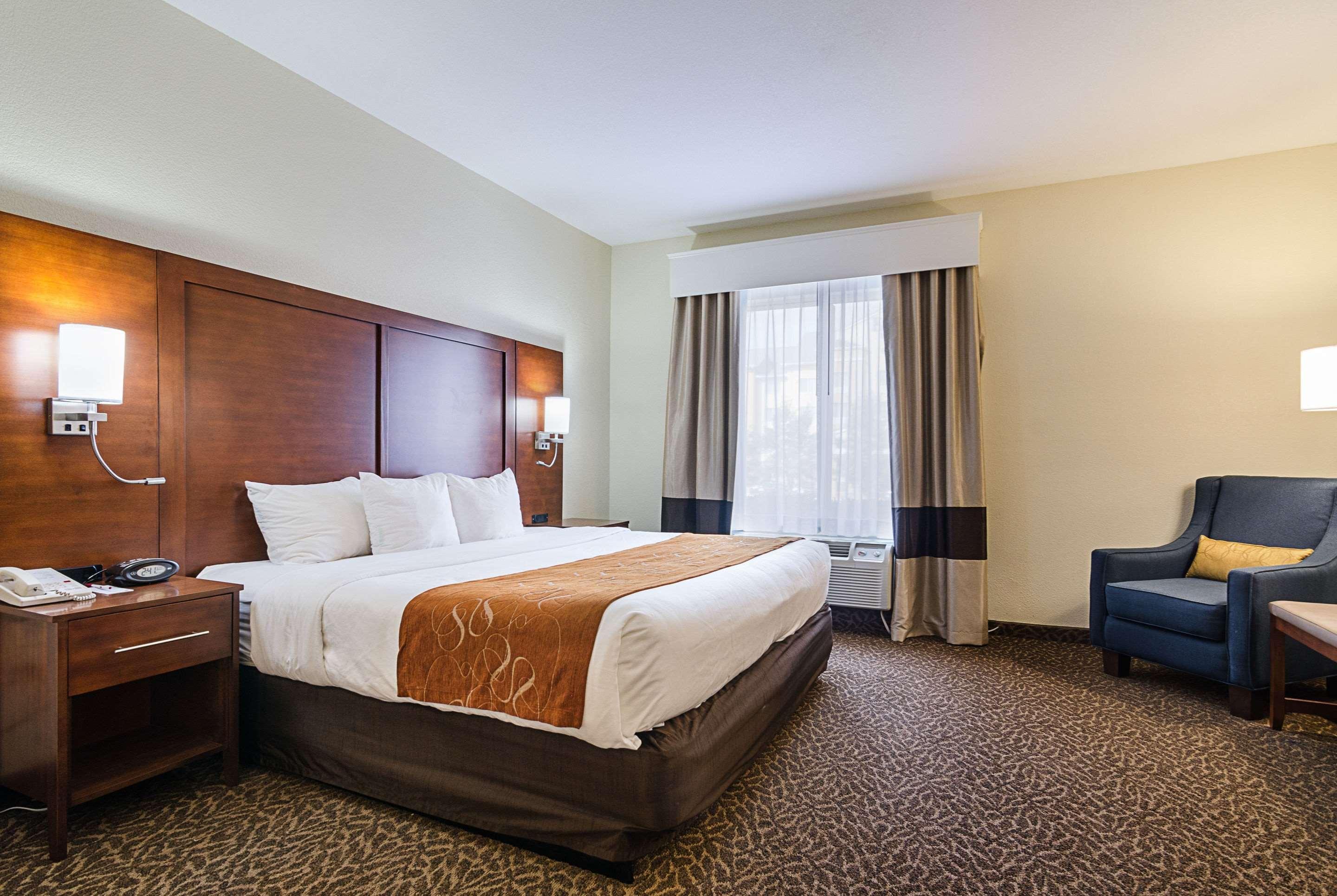 Quality Suites Springdale West I-49 Ngoại thất bức ảnh