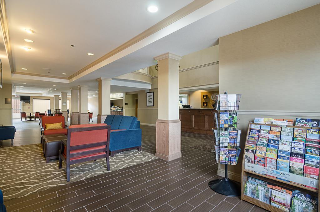 Quality Suites Springdale West I-49 Ngoại thất bức ảnh