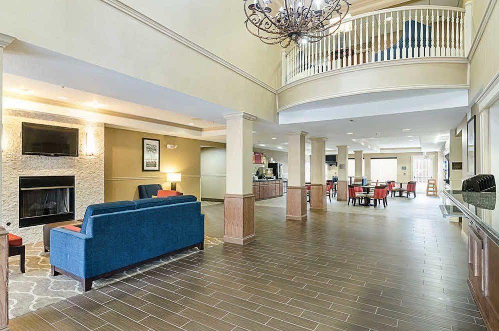 Quality Suites Springdale West I-49 Ngoại thất bức ảnh